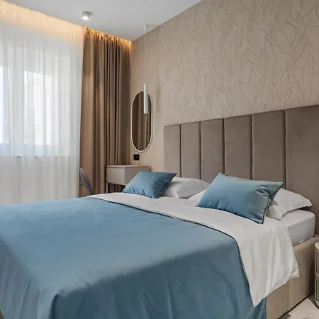 Luxury Diva West & East * Split